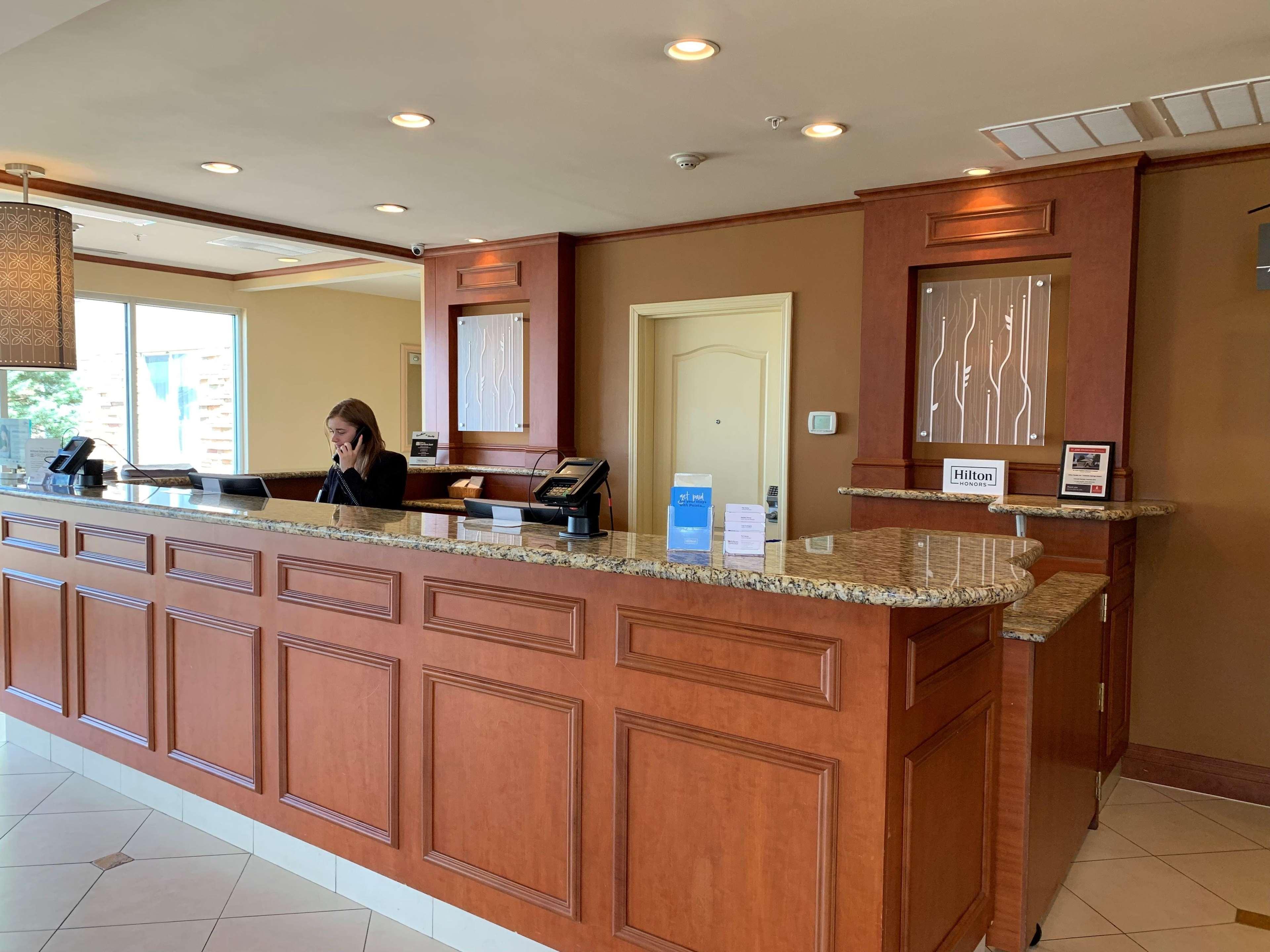 Hilton Garden Inn Colorado Springs Airport Exterior photo
