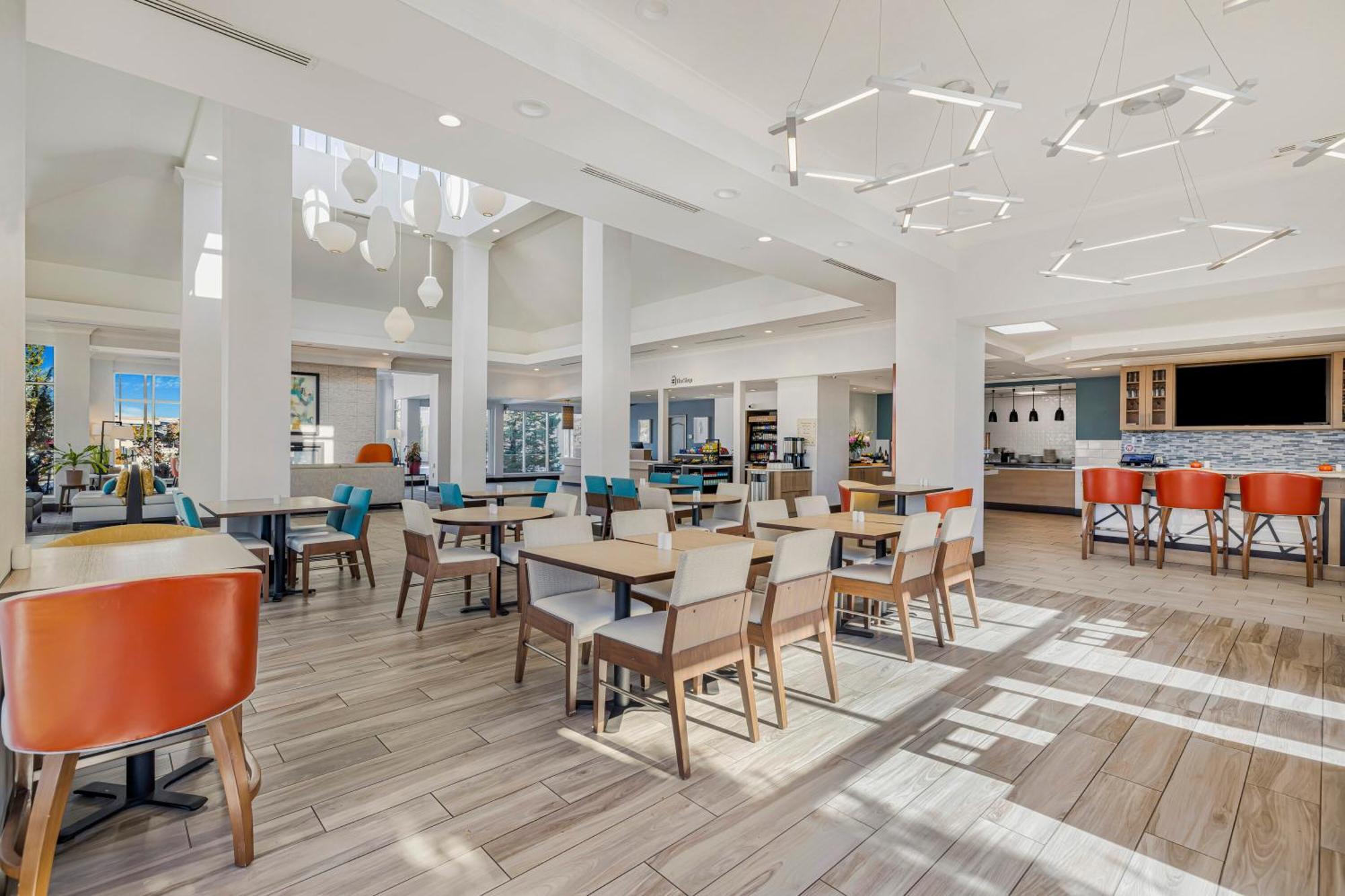 Hilton Garden Inn Colorado Springs Airport Exterior photo