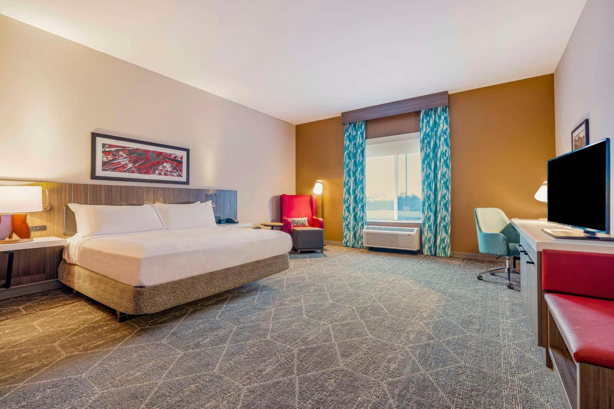 Hilton Garden Inn Colorado Springs Airport Exterior photo